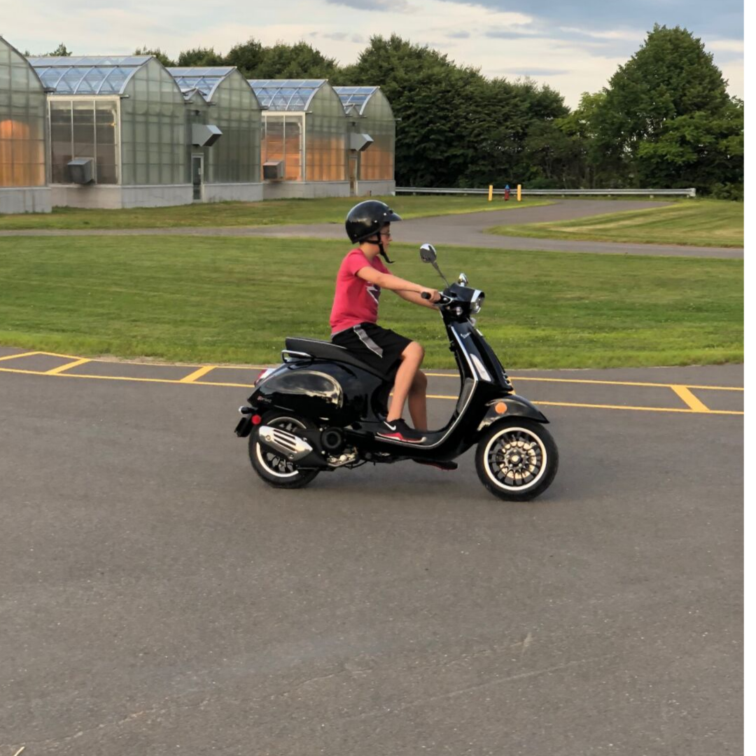 Robbie Hatheway on his Wheels and Deals Vespa